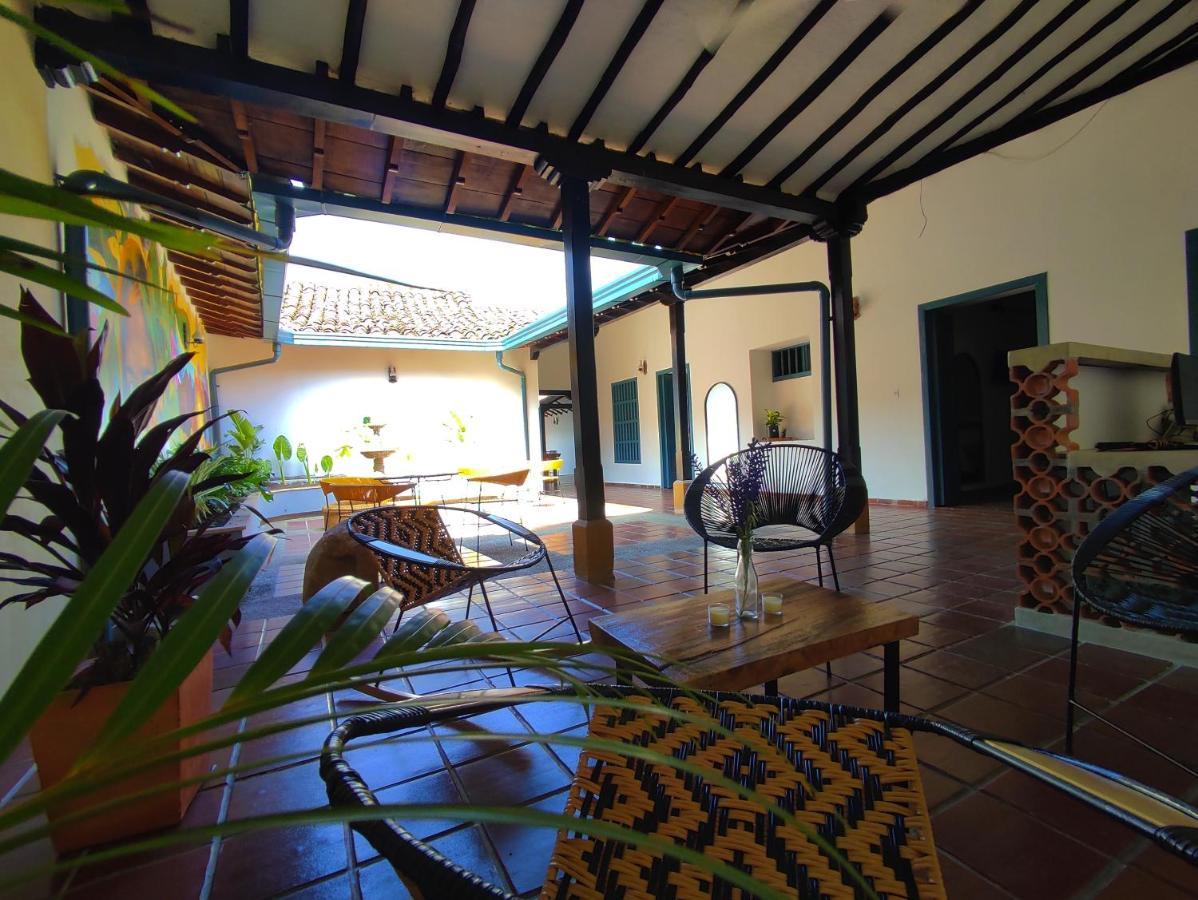 Trip Monkey Giron Hotel Eksteriør billede